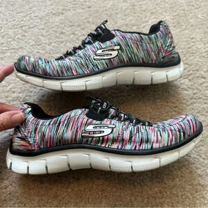 Skechers Empire Game On Women’s Walking Relaxed Fit Sneaker
